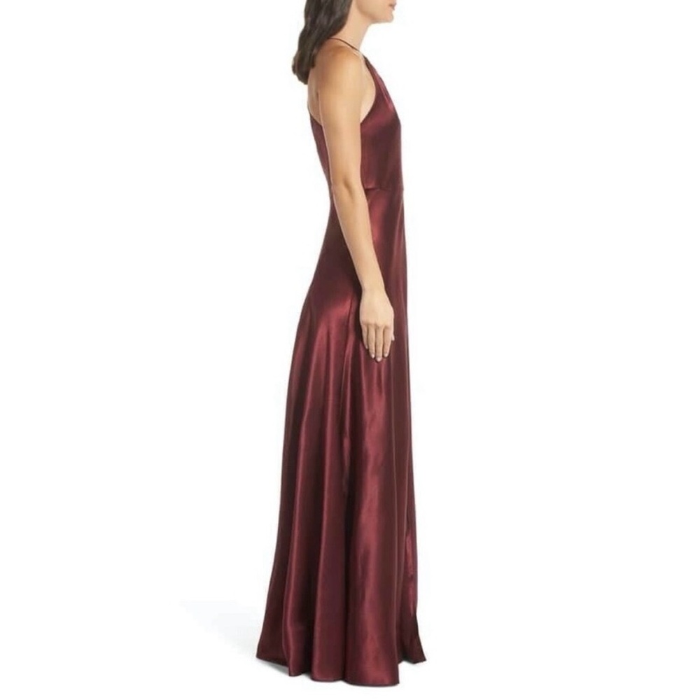 JENNY YOO Cameron Halter Neck Satin Gown in Hibiscus Sangria Size 0 - Picture 4 of 10